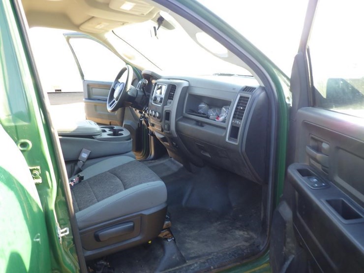 2013-dodge-1500-image-6