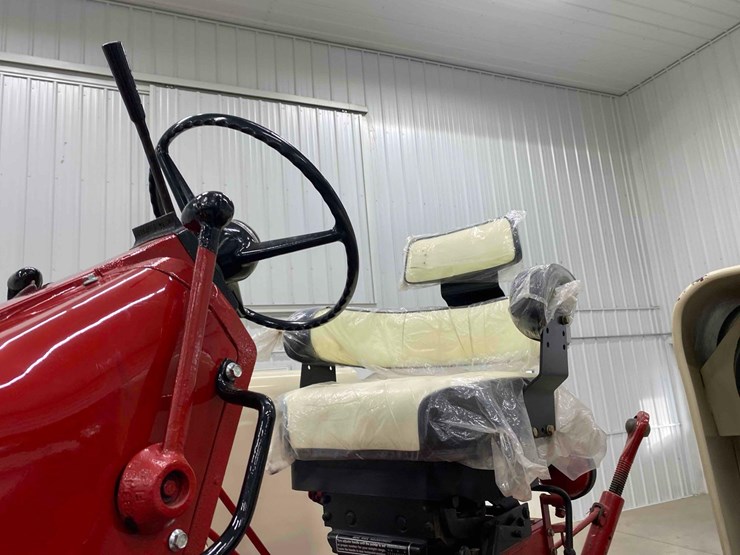 farmall-1206-open-station-restored-image-41