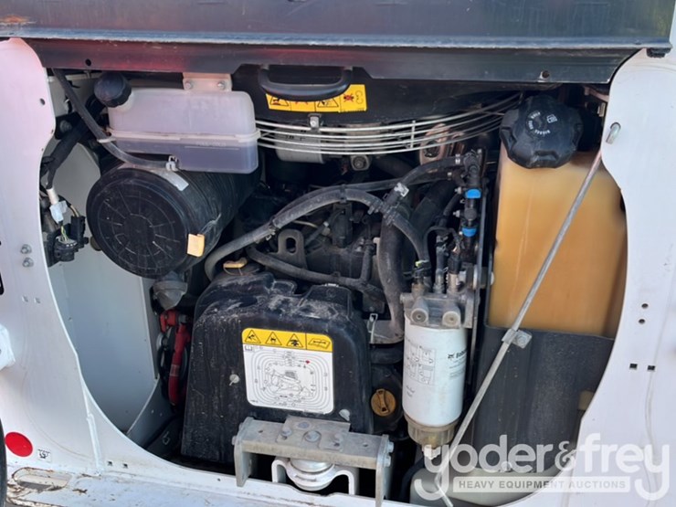 2021-bobcat-s62-image-22