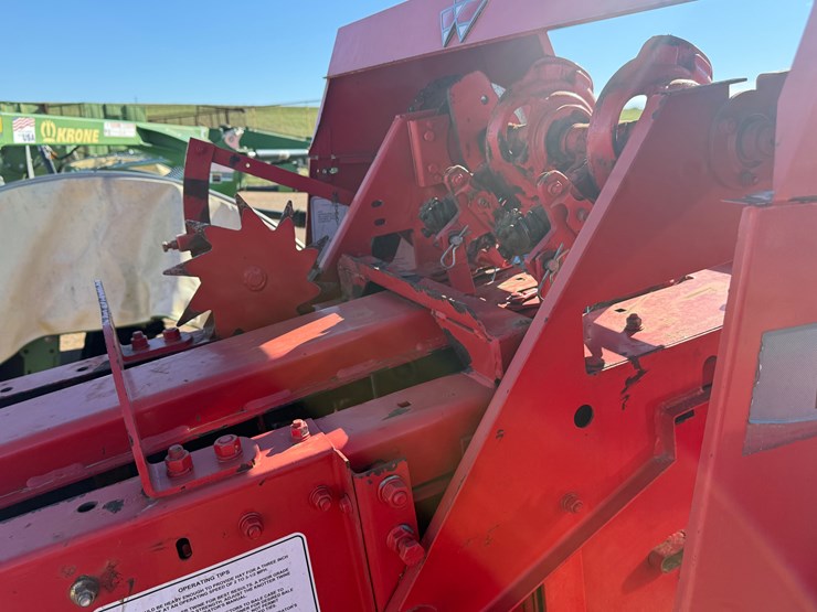 massey-ferguson-1837-image-21