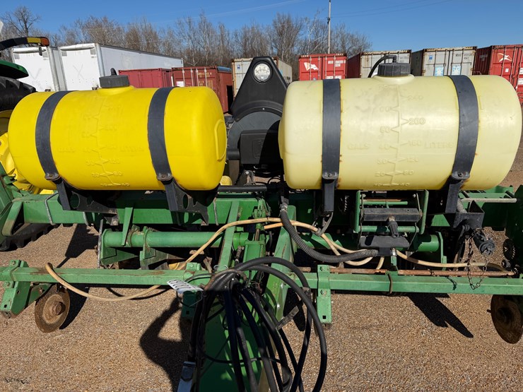 john-deere-7200-image-9