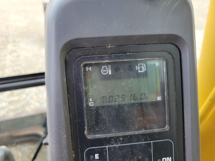 2003-komatsu-pc78us-image-19