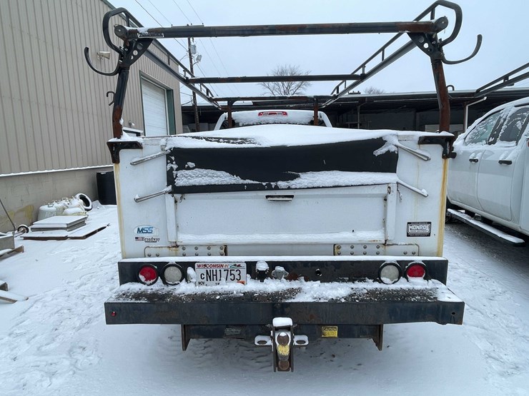 2017-chevrolet-2500-image-69