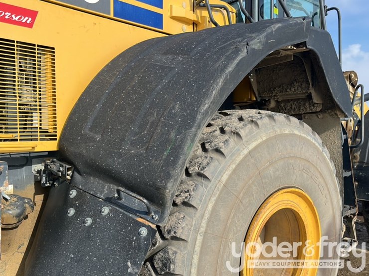 2017-komatsu-wa470-8-image-21