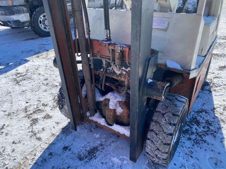 nissan-40-lp-forklift-image-7