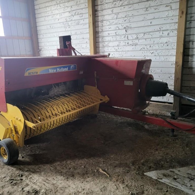 2011 NEW HOLLAND BC5070
