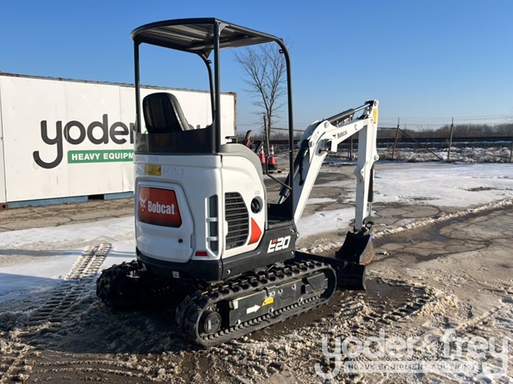 2022-bobcat-e20-image-6