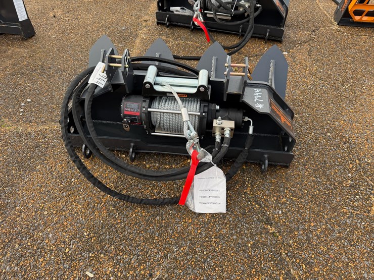 #7944-•-skid-steer-hyd-winch-image-4