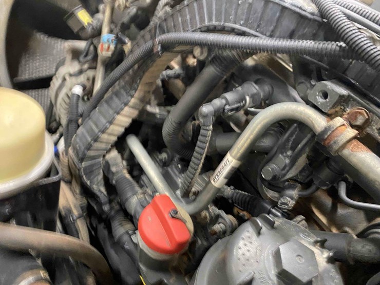 2014-peterbilt-365-image-82