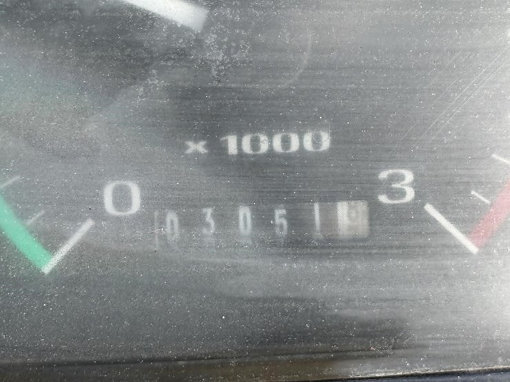 2011-case-570m-xt-image-59