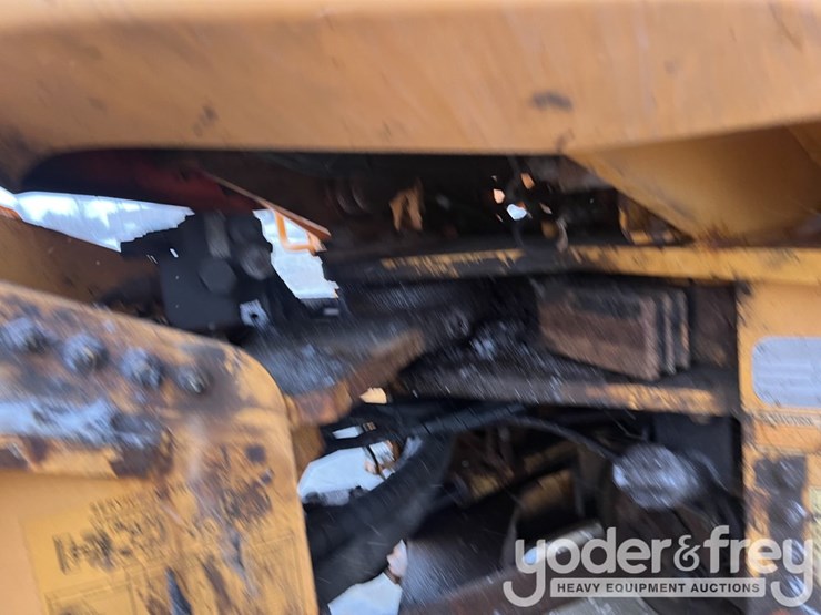 2016-hyundai-hl955-image-47