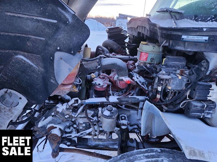 2020-international-mv607-image-25