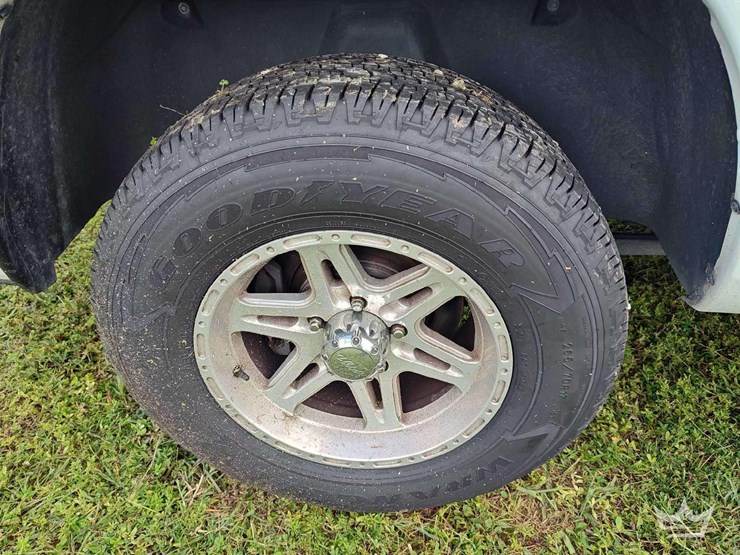 2013-dodge-ram-1500-image-40