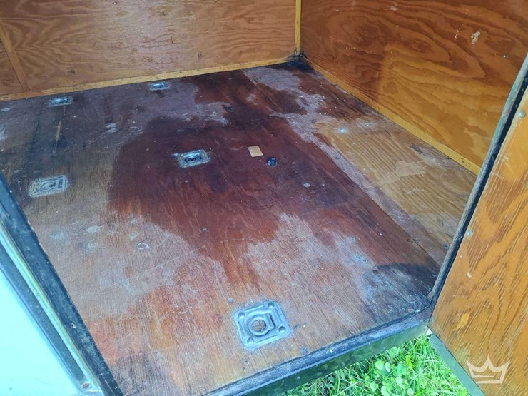 2002-custom-trailer-image-22