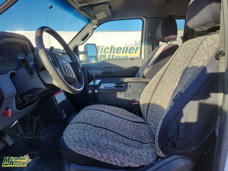 2012-ford-f550-image-16