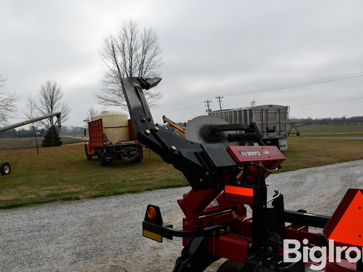 2017-case-ih-2500-image-16
