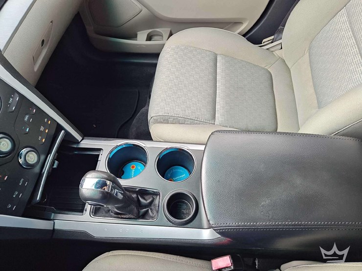 2012-ford-explorer-image-12