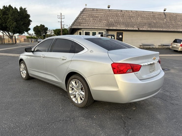 2019-chevrolet-impala-sedan-image-4