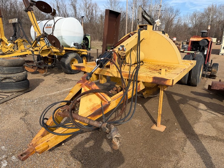 #7777-•-pull-type-ditcher-image-3