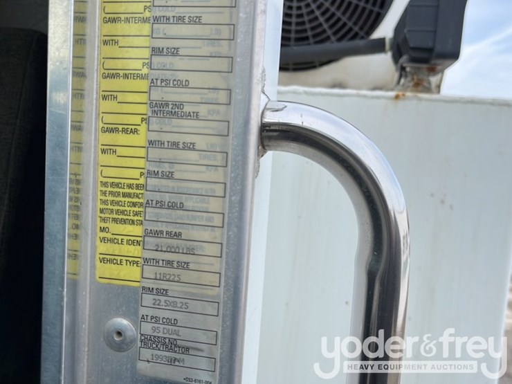 2007-kenworth-t300-image-28