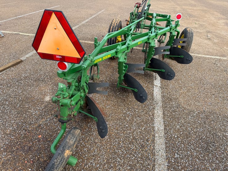 #7773-•-john-deere-4-bottom-turning-plow-image-3