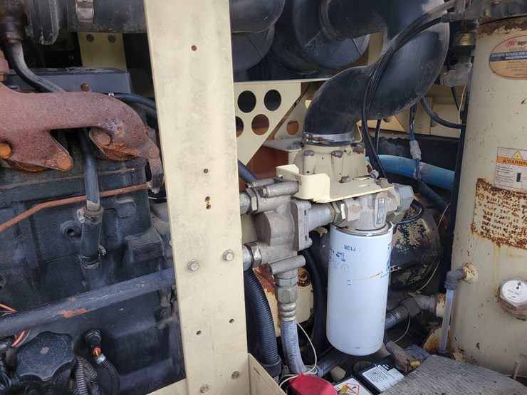 2004-ingersoll-rand-xp375-image-8