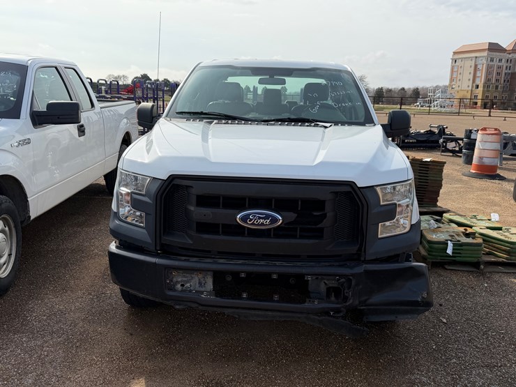 2017-ford-f150-image-2