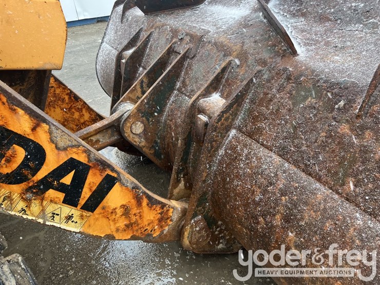 2016-hyundai-hl955-image-38