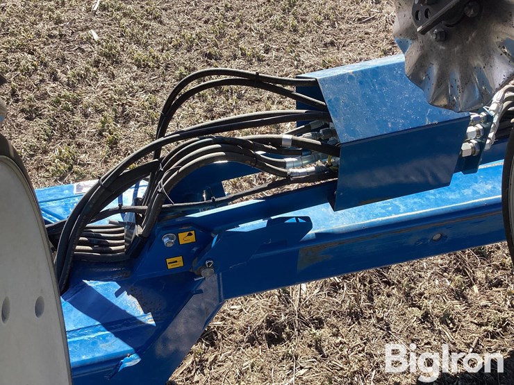 2014-kinze-3600-image-11