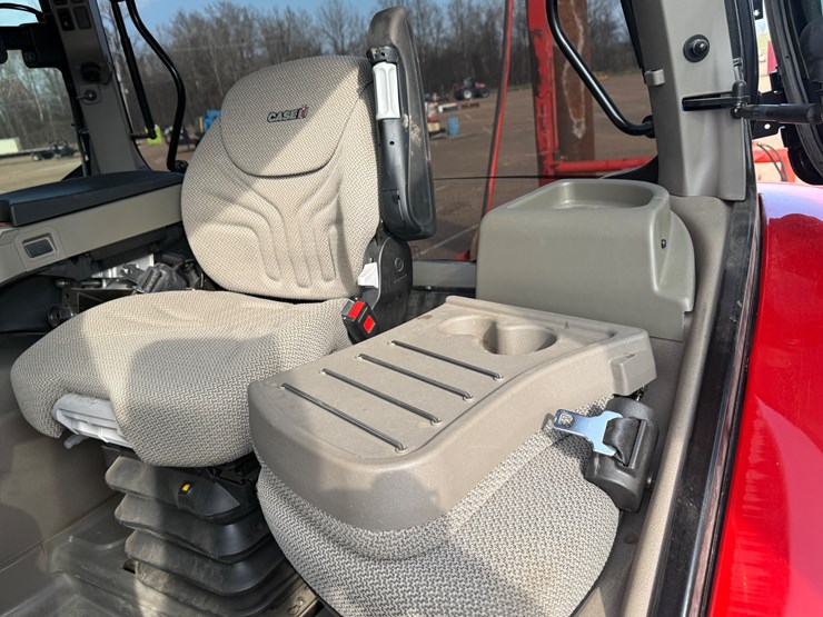 case-ih-145-image-41