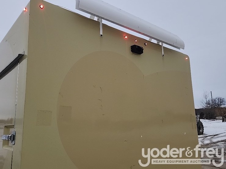 2015-gmc-savana-g4500-image-31