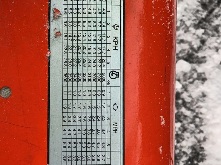 2010-jacobsen-cushman-ds175-image-22