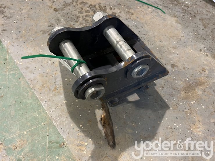 tpm-quick-hitch-to-suit-mini-excavator,-1”-pin-image-1