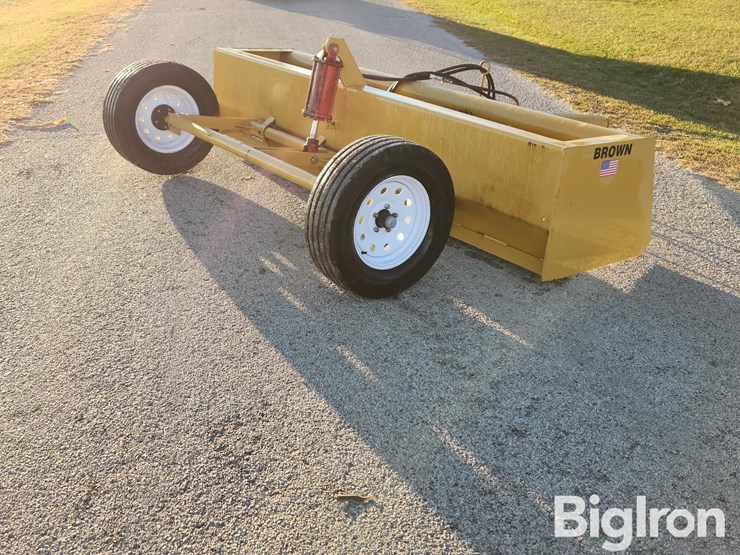 brown-9'-pull-type-scraper-image-5