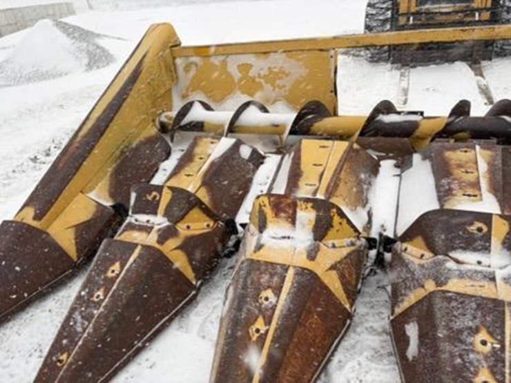 new-holland-974-image-6