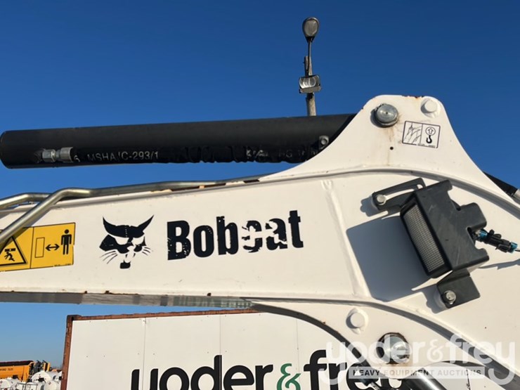 2021-bobcat-e35-image-12