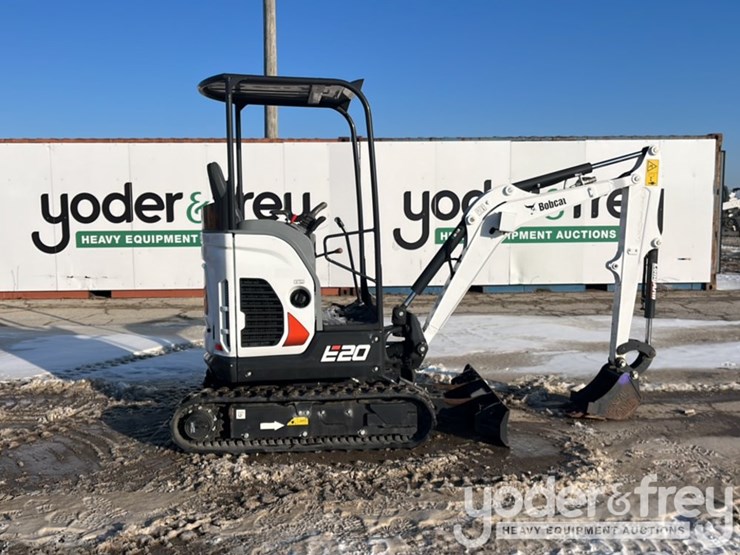 2022-bobcat-e20-image-7