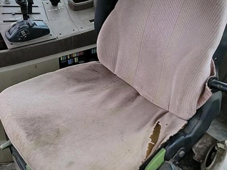 john-deere-6415-image-15