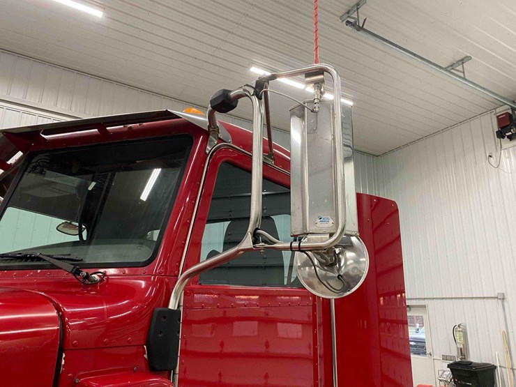 2014-peterbilt-365-image-55