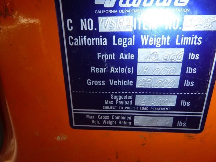 2001-international-4900-image-37