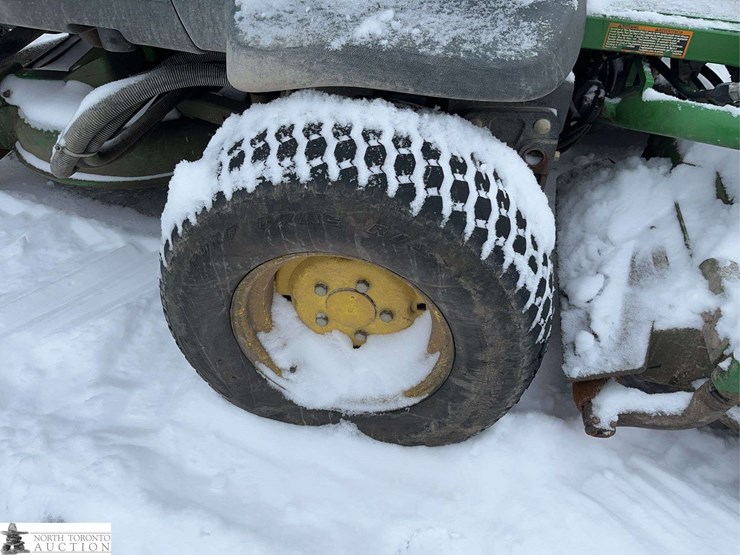 2013-john-deere-7400-image-17