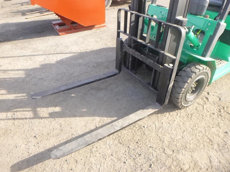 sdlool-d15-forklift-image-17