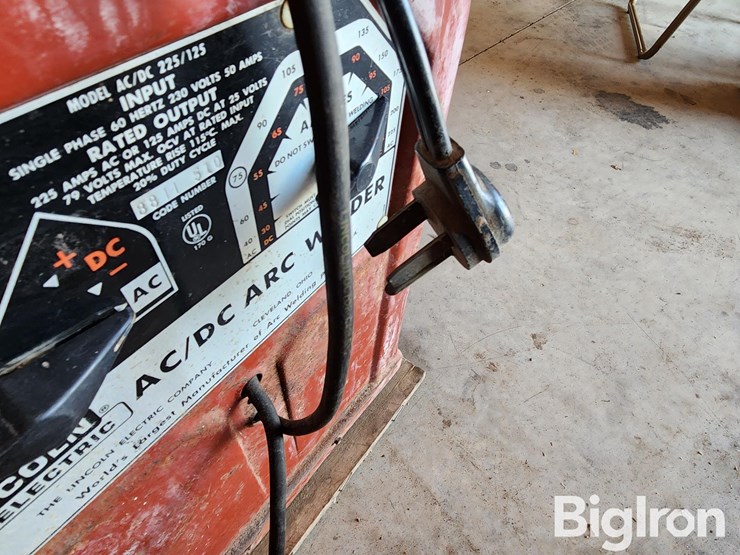 lincoln-electric-ac/dc-225/125-welder-image-13