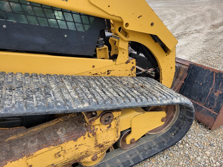 2016-caterpillar-299d-image-10