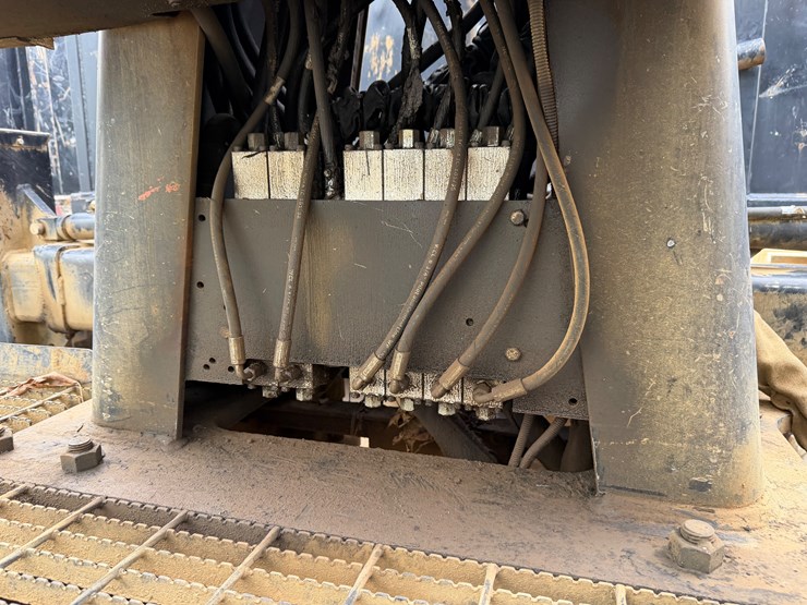 2018-international-durastar-4400-image-26