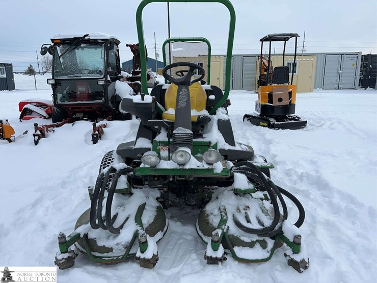 2013-john-deere-7400-image-2