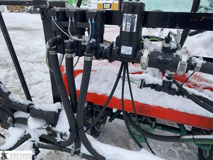 2010-jacobsen-cushman-ds175-image-19