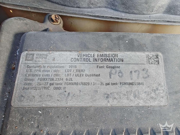 2015-gmc-yukon-denali-image-33