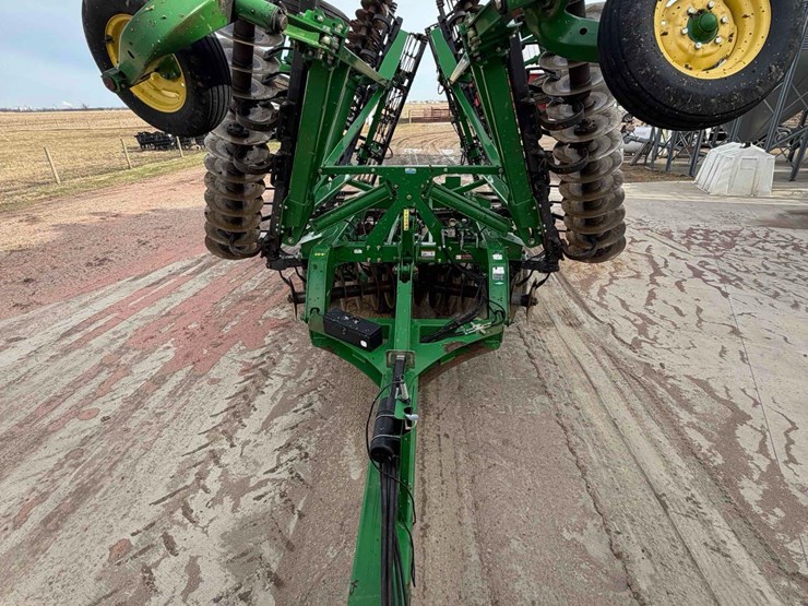 2013-john-deere-2623vt-image-5
