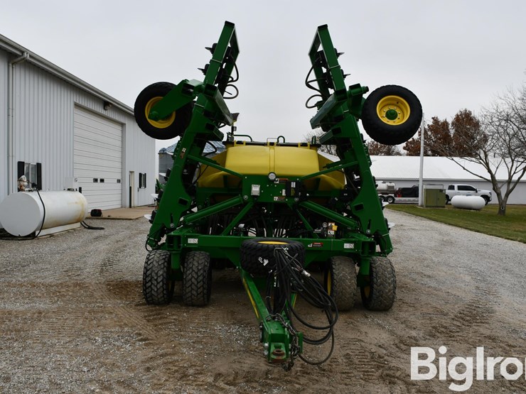 2015-john-deere-35-image-2